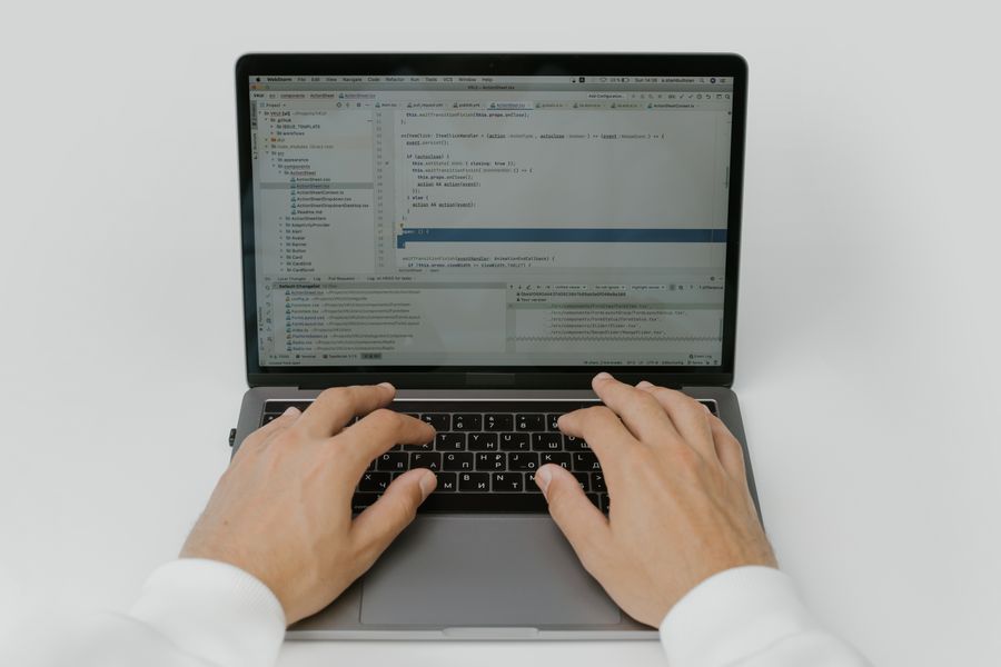 Applying Vibe Coding in Python for Beginners
